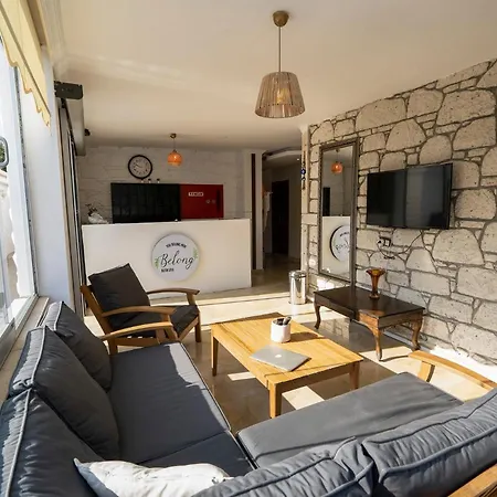 Hostal Belong Çeşme