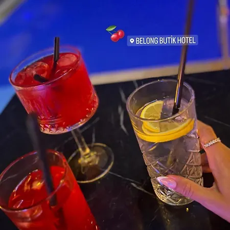Belong Hostal